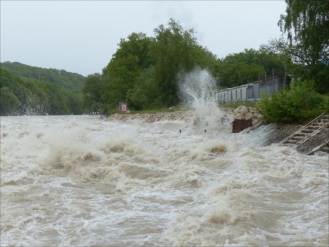flood-123203_640.jpg