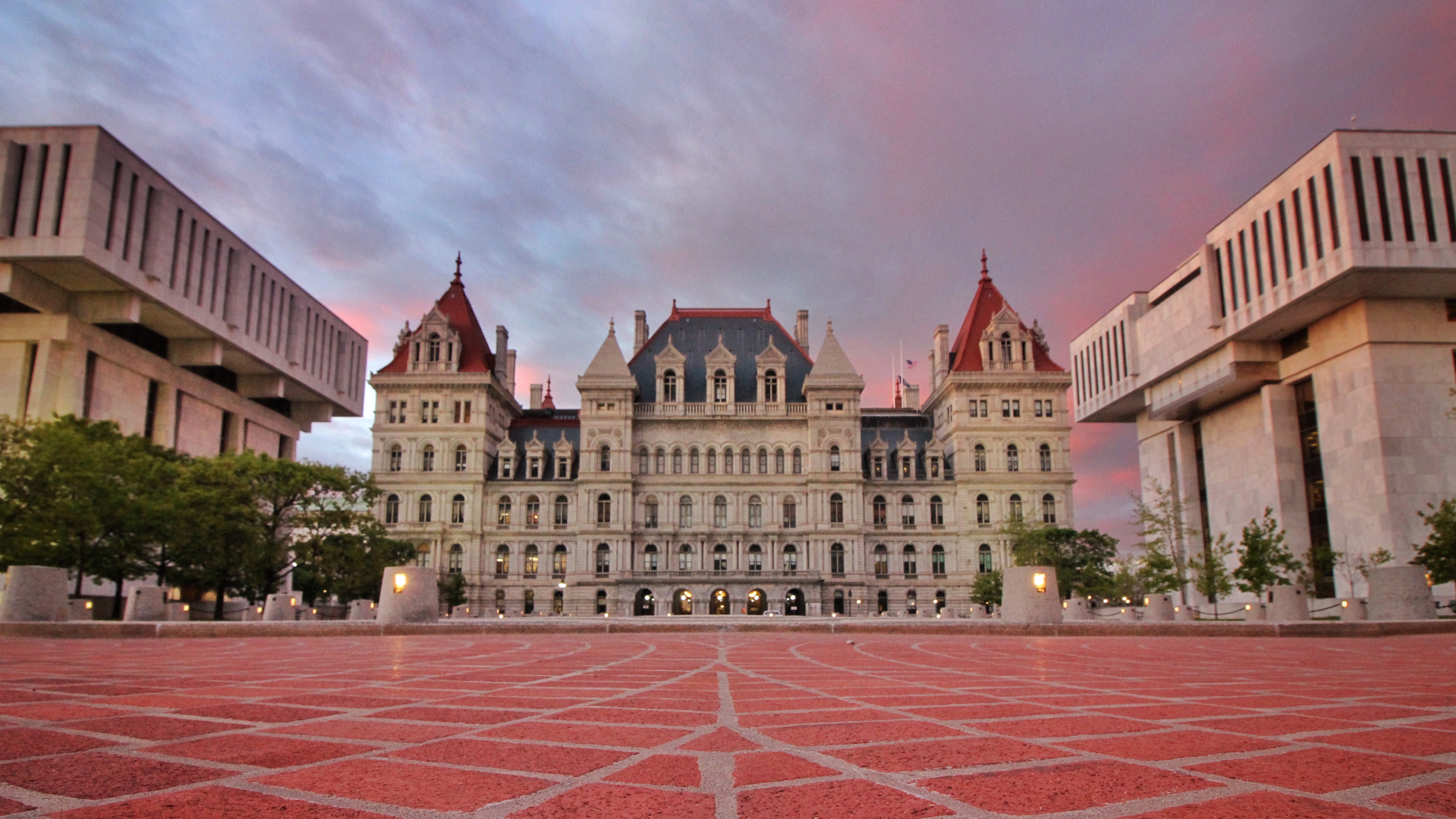 NY Capitol sunset.jpg