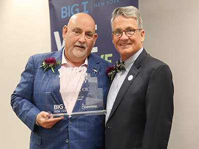 1882_Award_Ron_Brunell