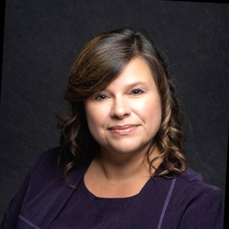 April Ballestero headshot