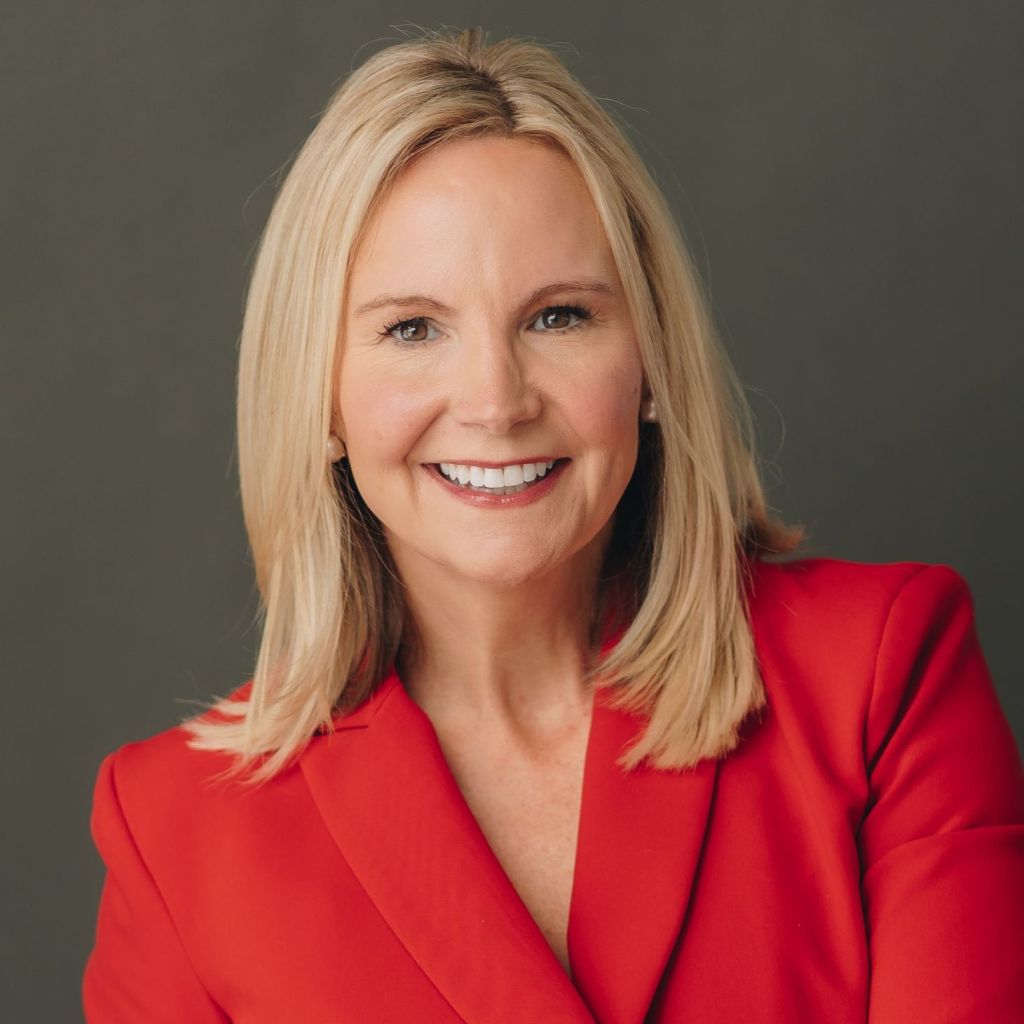 Tinsley English headshot