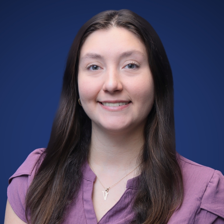 Victoria Parsons headshot.